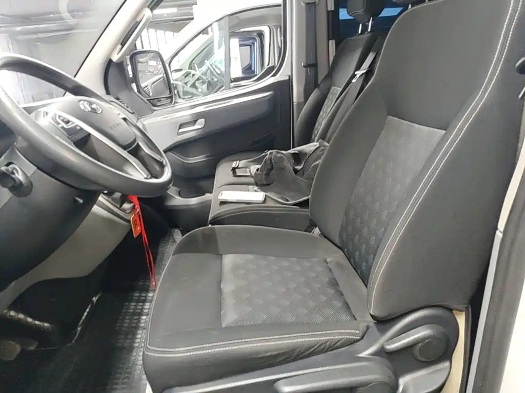 Maxus V80 — миниатюра 15