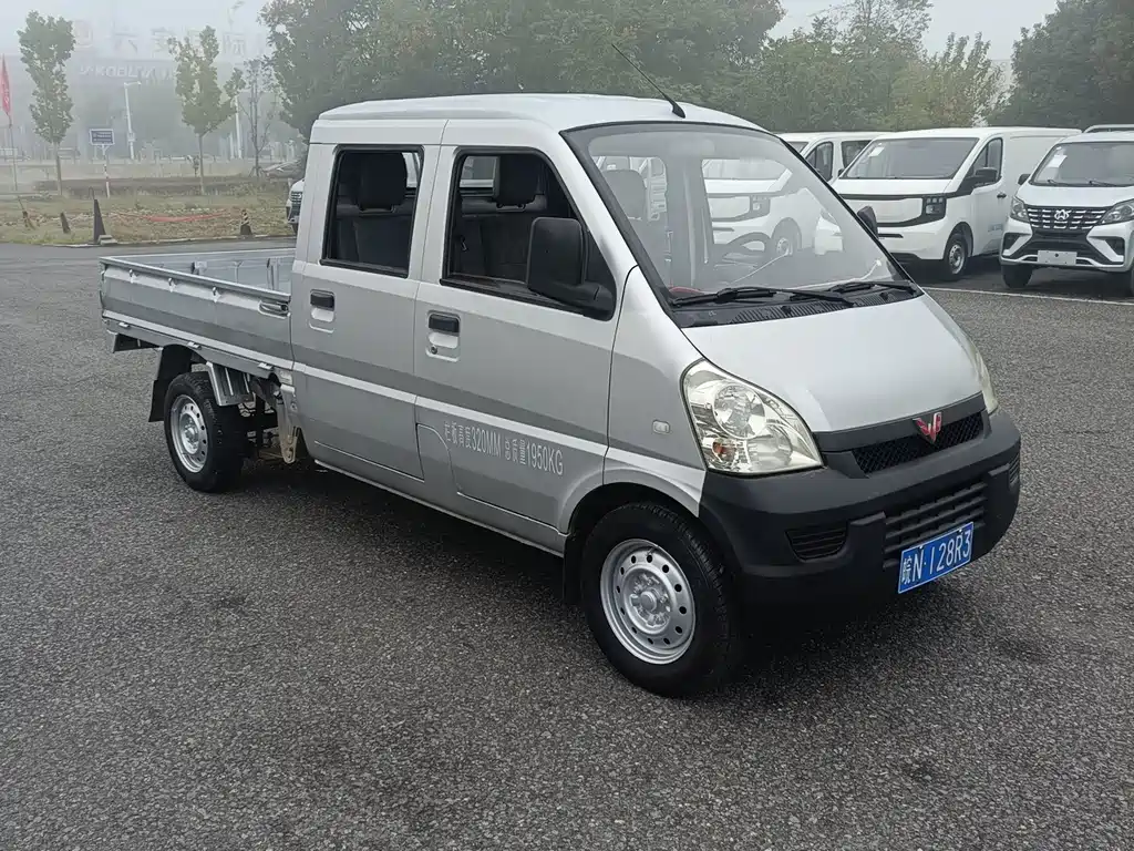 Wuling Rongguang Mini Truck — миниатюра 3