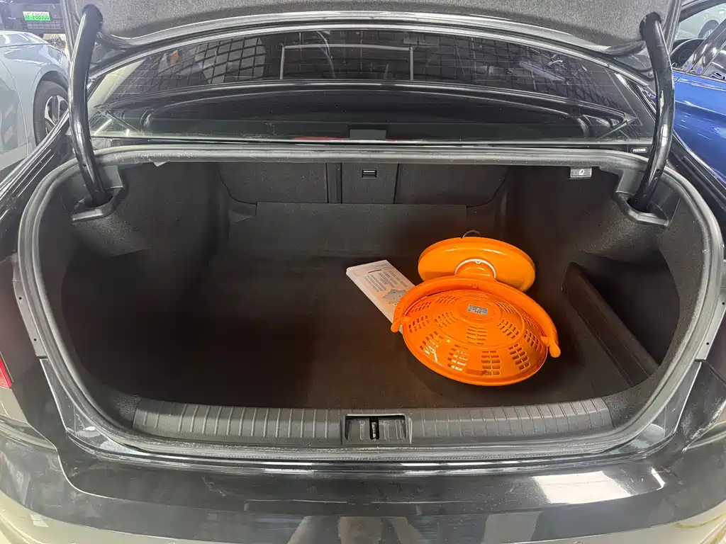 Volkswagen Magotan — миниатюра 15