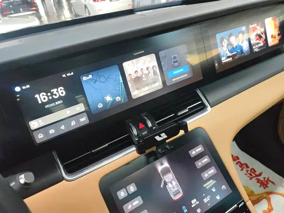Li Auto Li ONE — миниатюра 13
