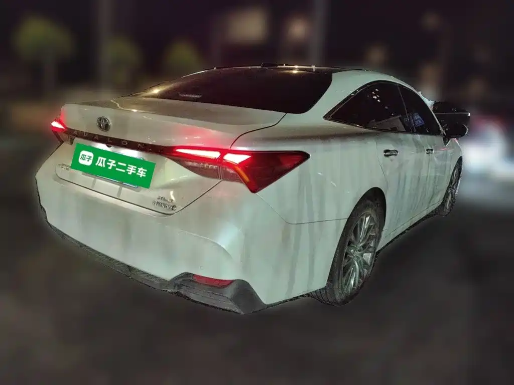 Toyota Avalon — миниатюра 4
