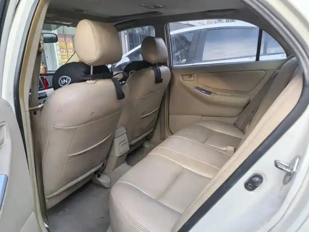 Toyota Corolla — миниатюра 5