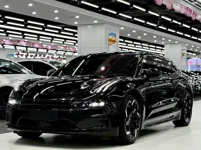 2022 Zeekr 001
