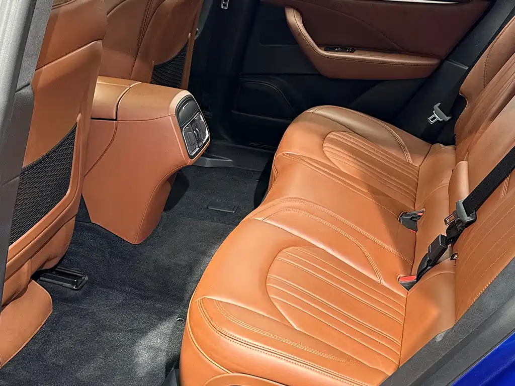 Maserati Levante — миниатюра 19