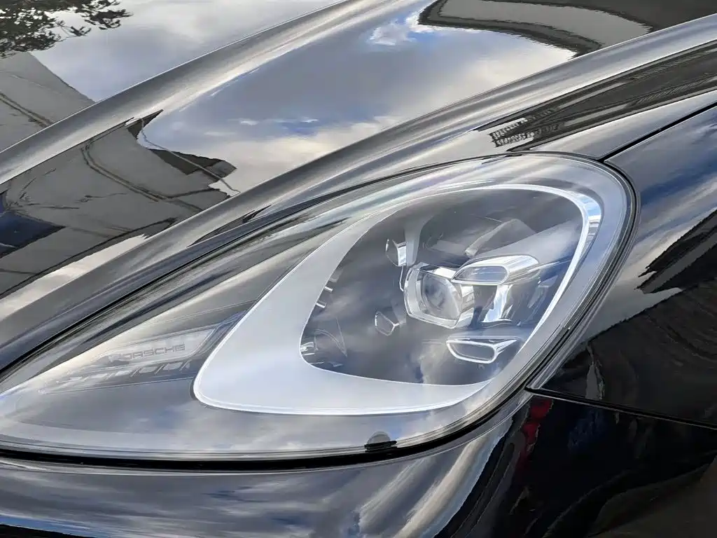 Porsche Cayenne — миниатюра 20