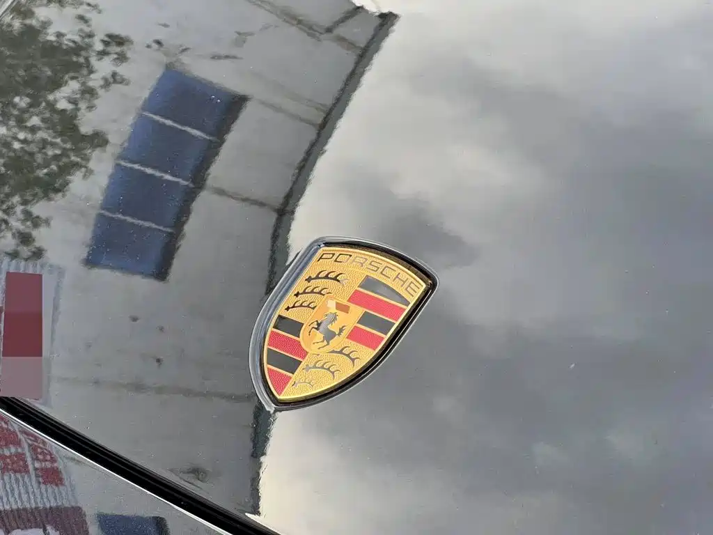 Porsche Cayenne — миниатюра 21