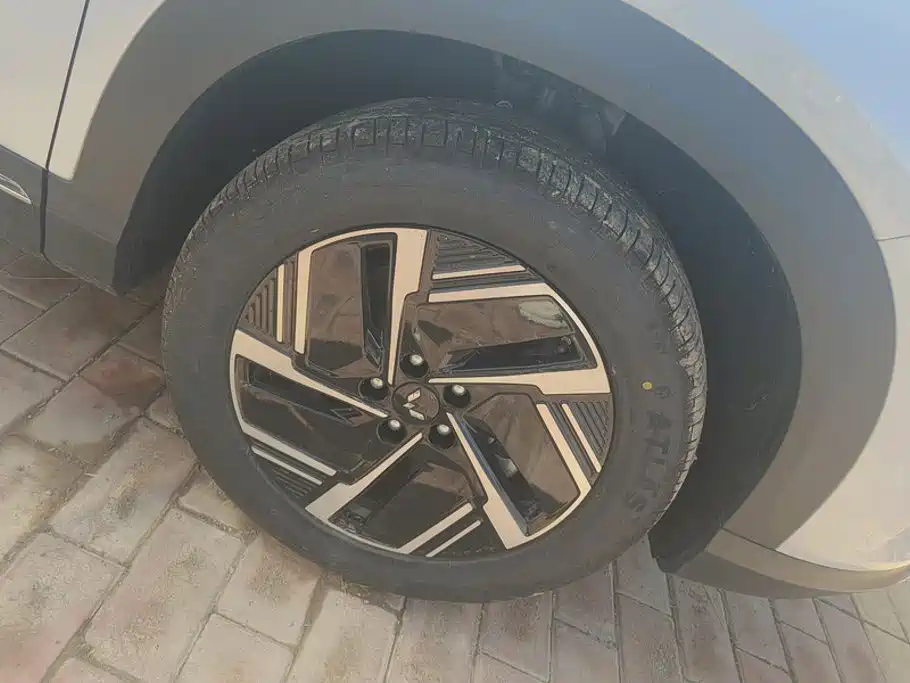 Wuling Xingguang S — миниатюра 6