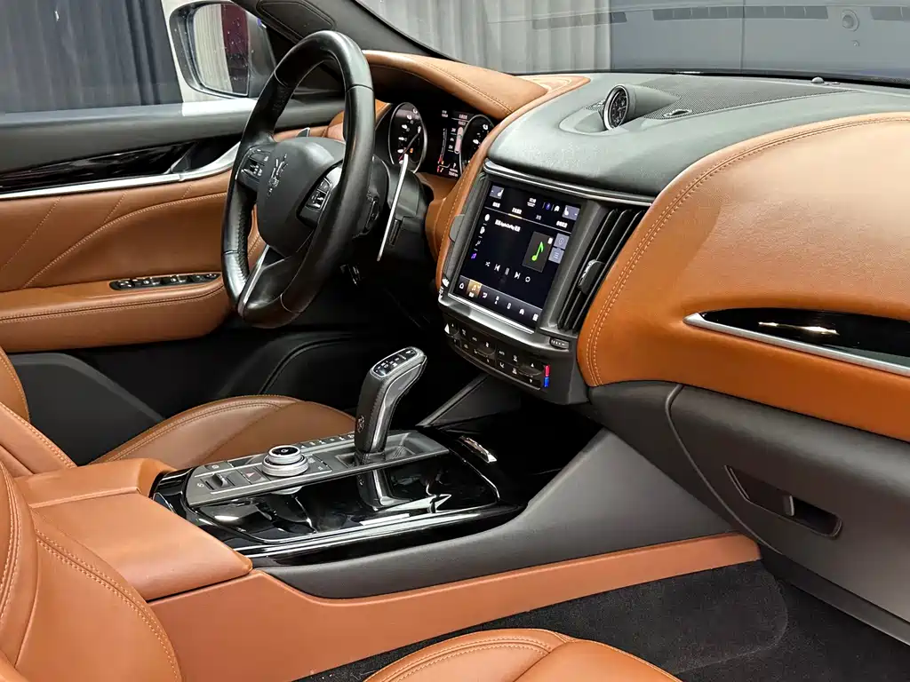 Maserati Levante — миниатюра 29