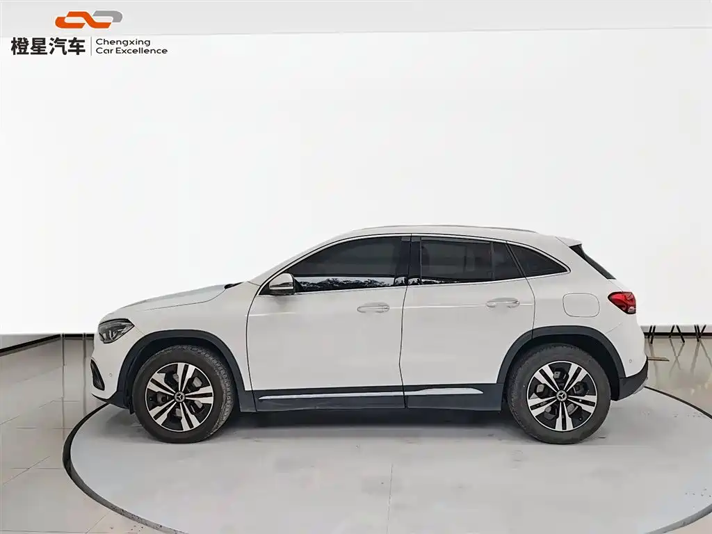 Mercedes-Benz GLA — миниатюра 3