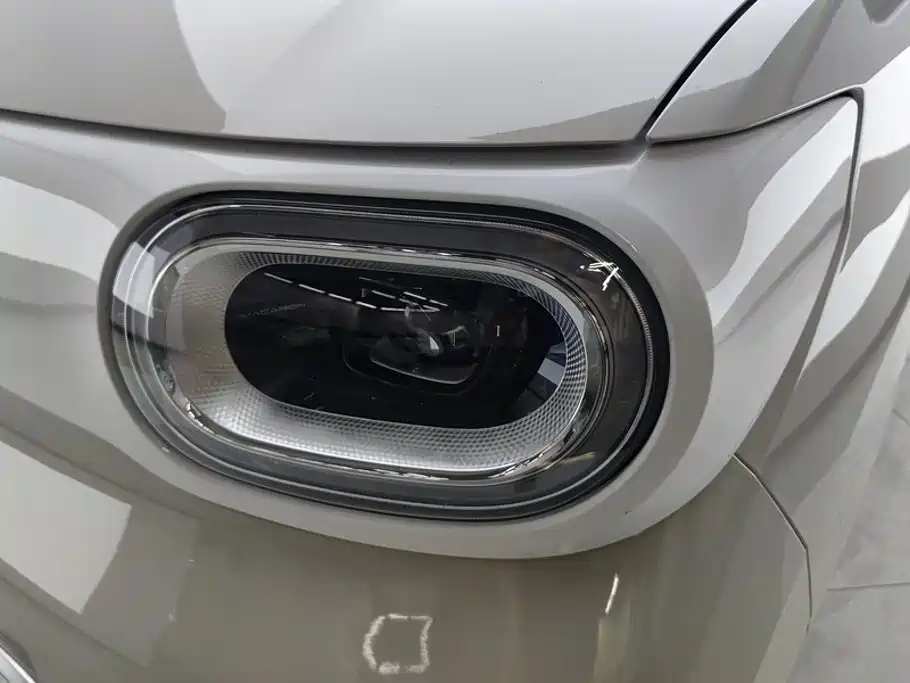 Wuling MINIEV — миниатюра 5