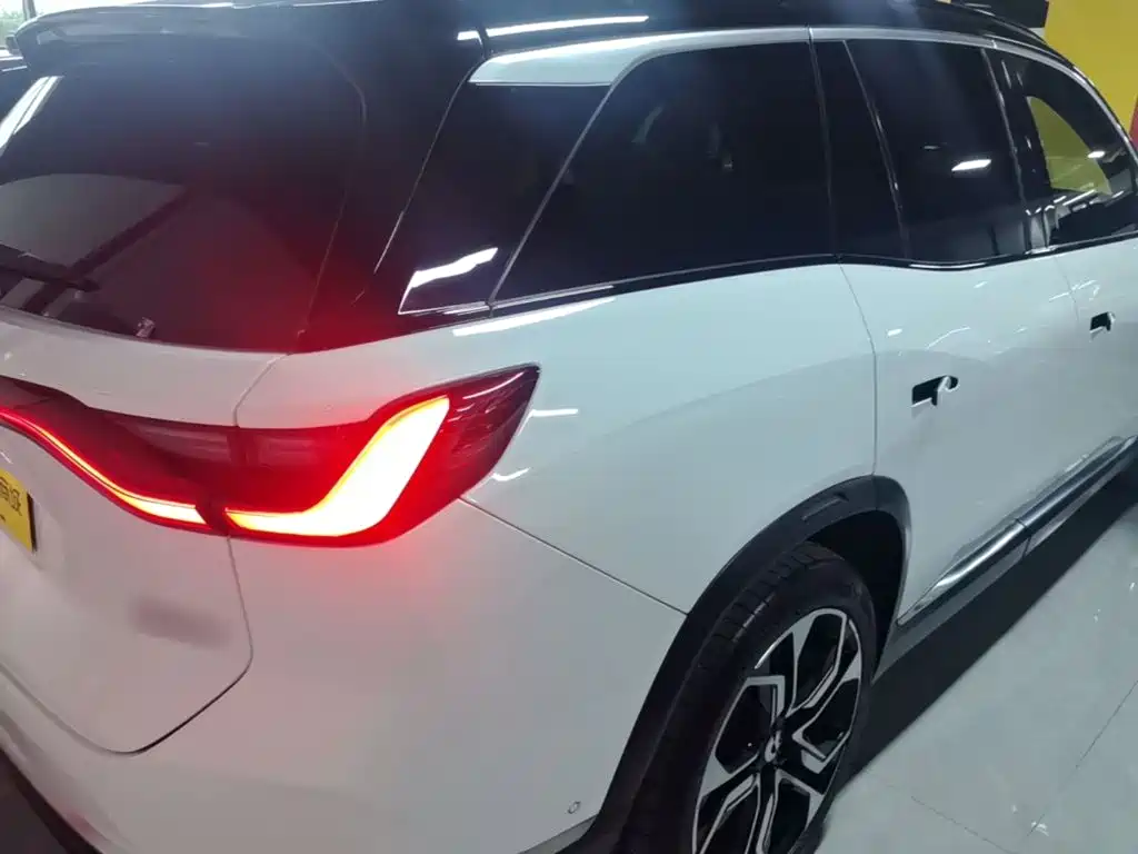 NIO ES8 — миниатюра 7