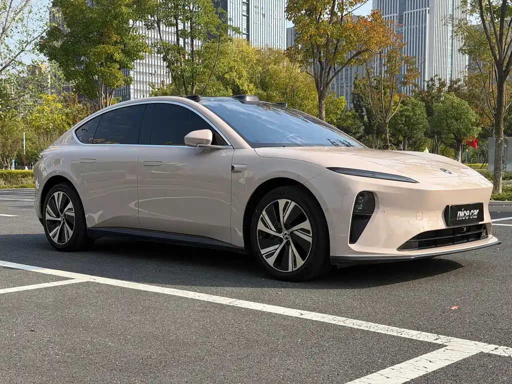 NIO ET5 — миниатюра 3