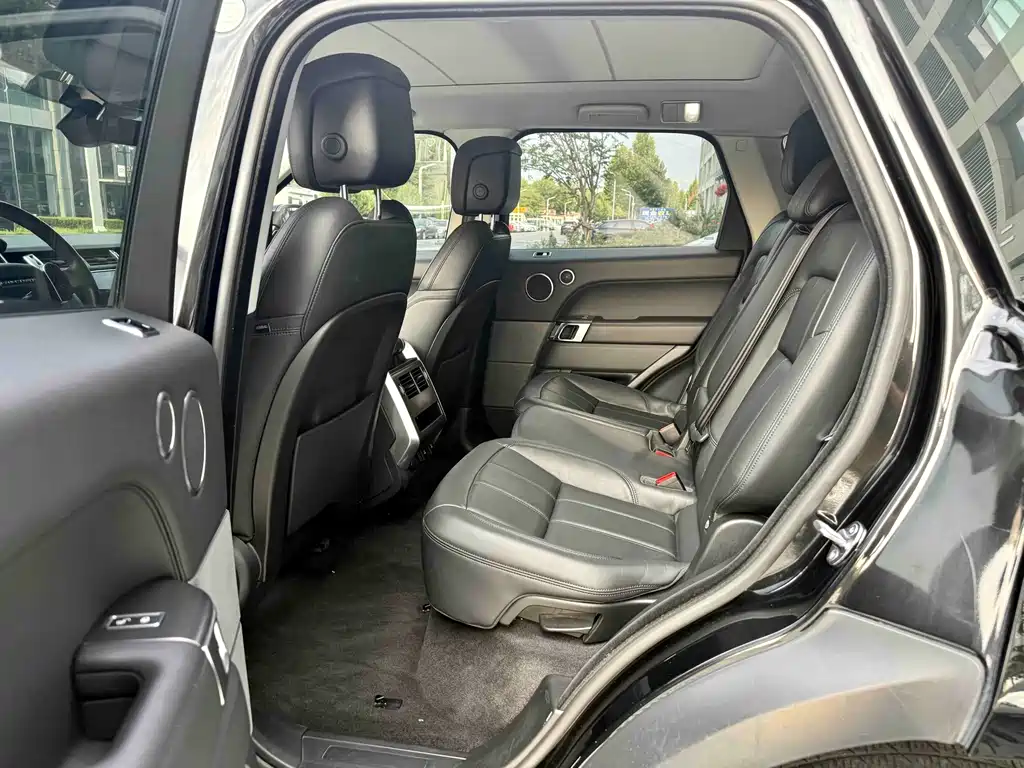 Land Rover Sport — миниатюра 7