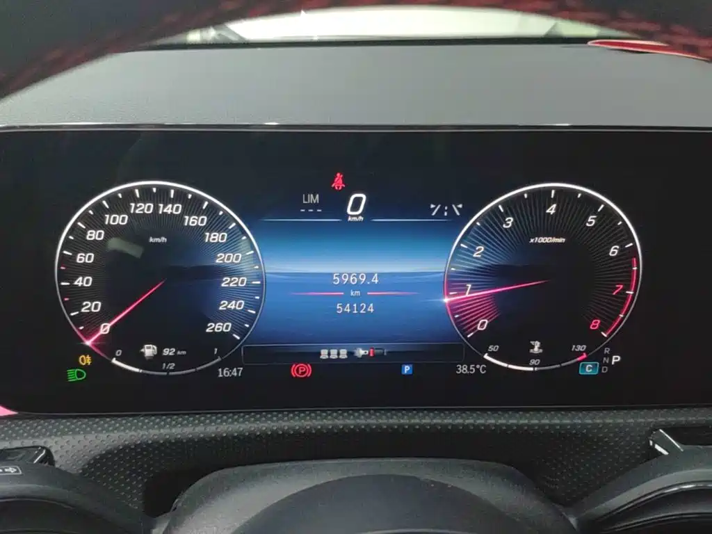 Mercedes-Benz A-Class — миниатюра 12