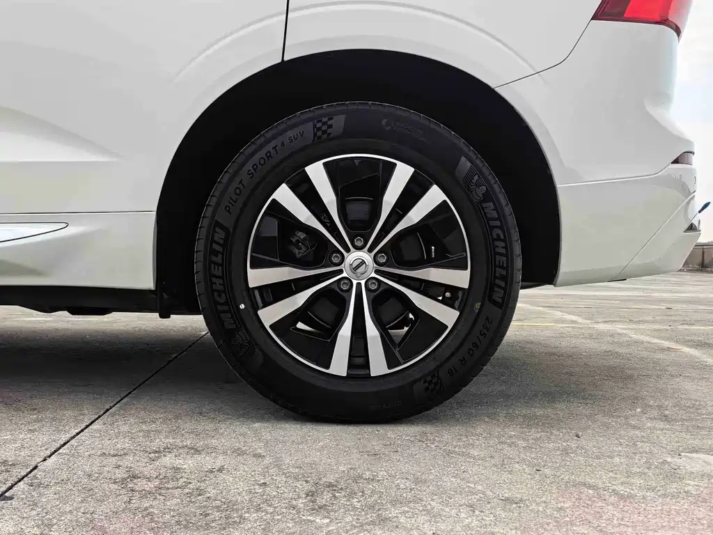 Volvo XC60 — миниатюра 24