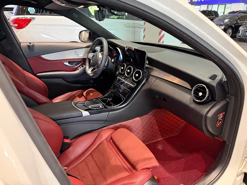 Mercedes-Benz C-Class — миниатюра 7