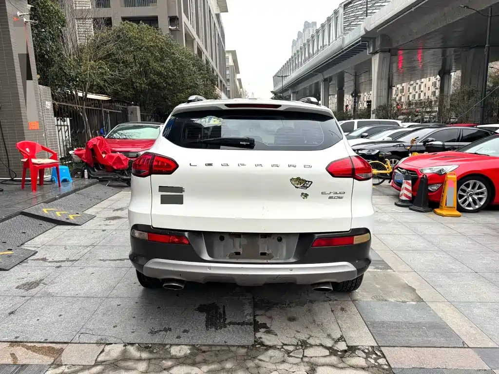 Changfeng CS10 2016 2.0T MT