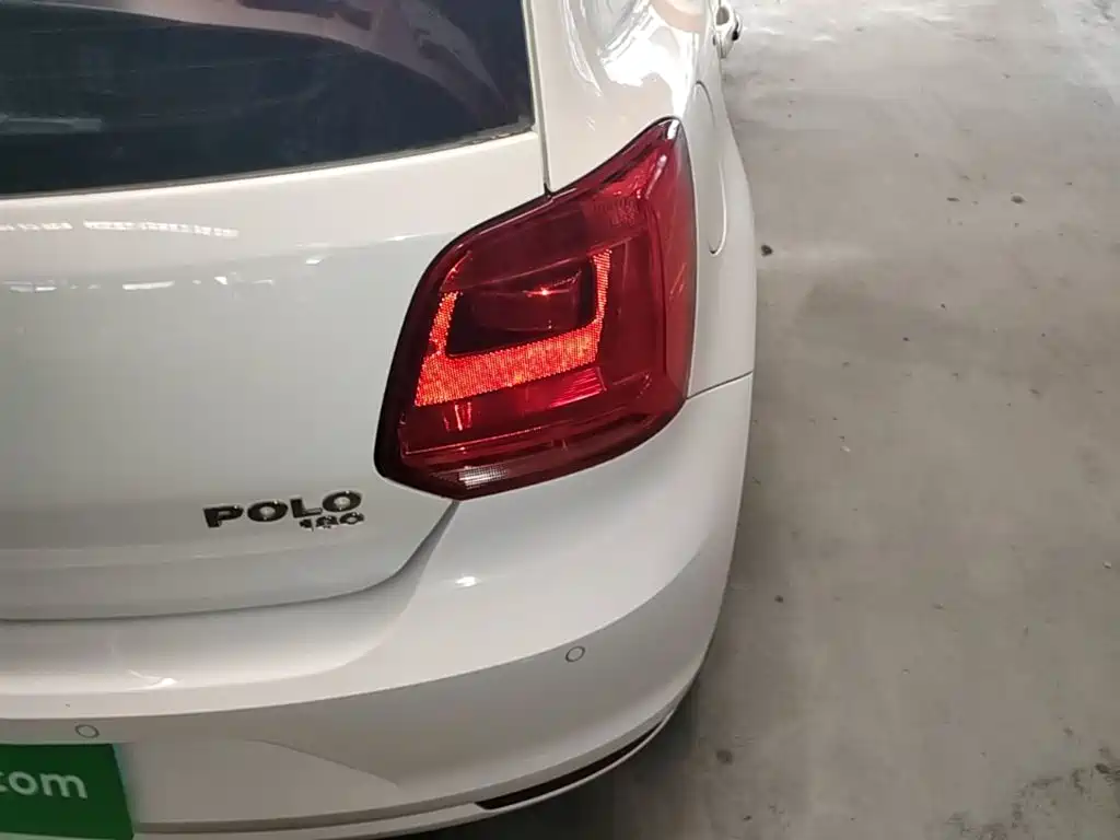 Volkswagen Polo — миниатюра 8