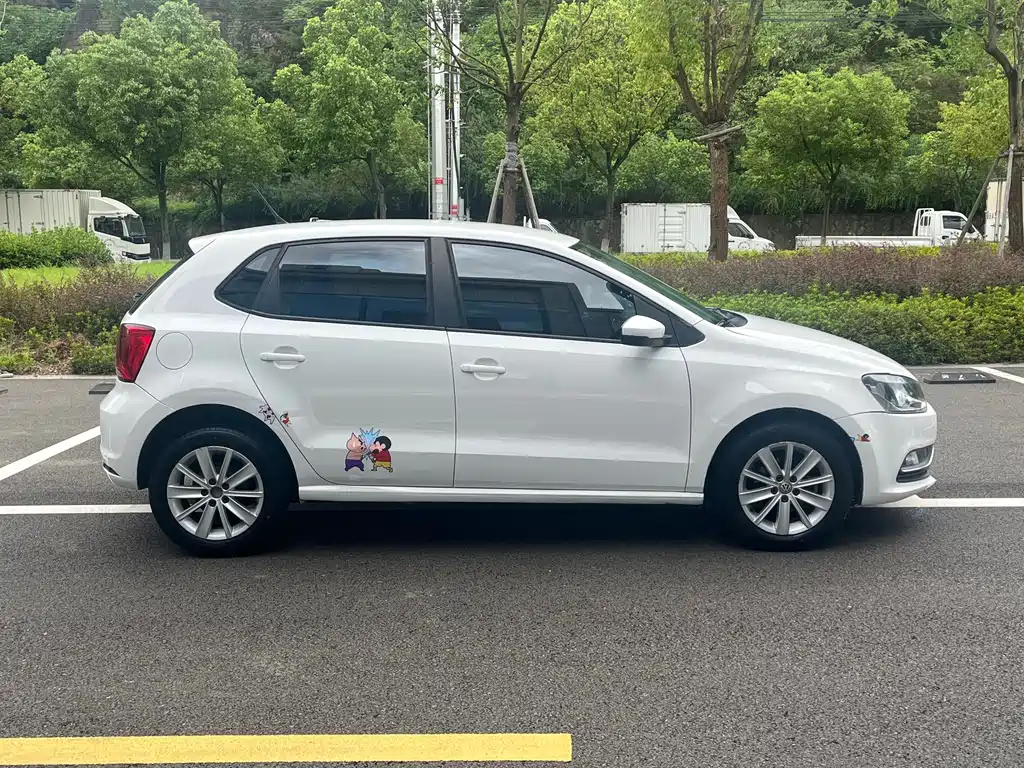 Volkswagen Polo — миниатюра 7