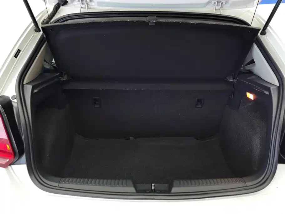 Volkswagen Polo — миниатюра 4