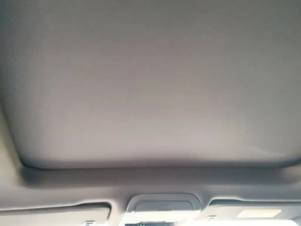 Cadillac XT6 — миниатюра 18