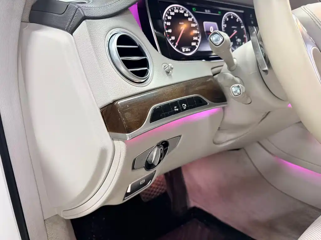 Mercedes-Benz S-Class — миниатюра 14