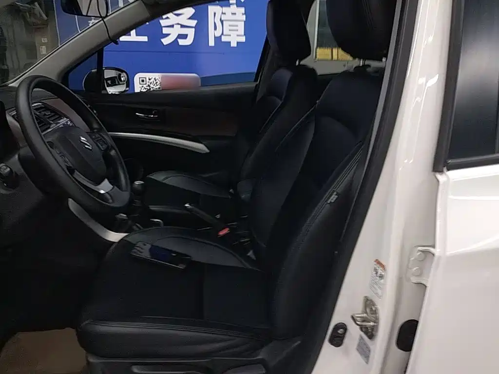 Suzuki Vitara — миниатюра 15