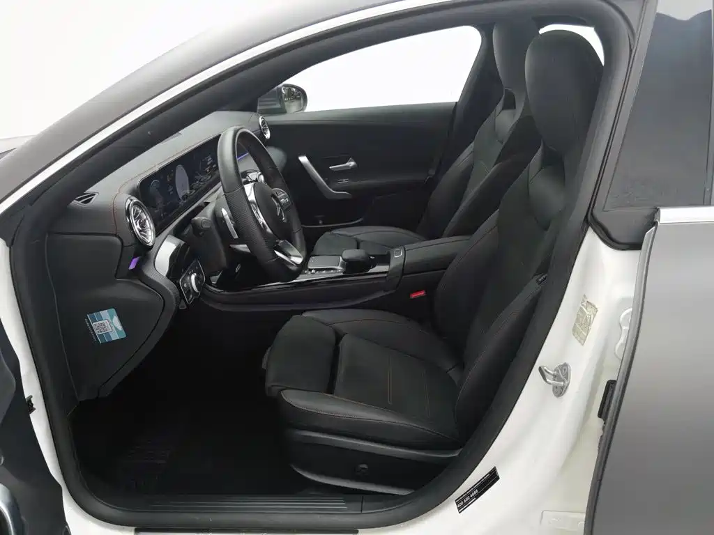 Mercedes-Benz CLA (Import) — миниатюра 10