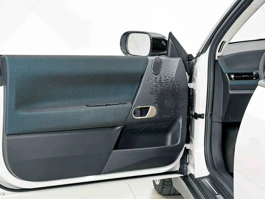 MINI MINI COOPER EV — миниатюра 16