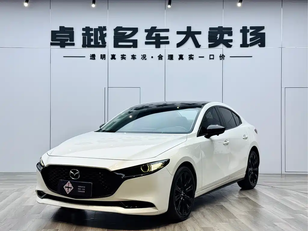 Mazda 3 Axela 2022