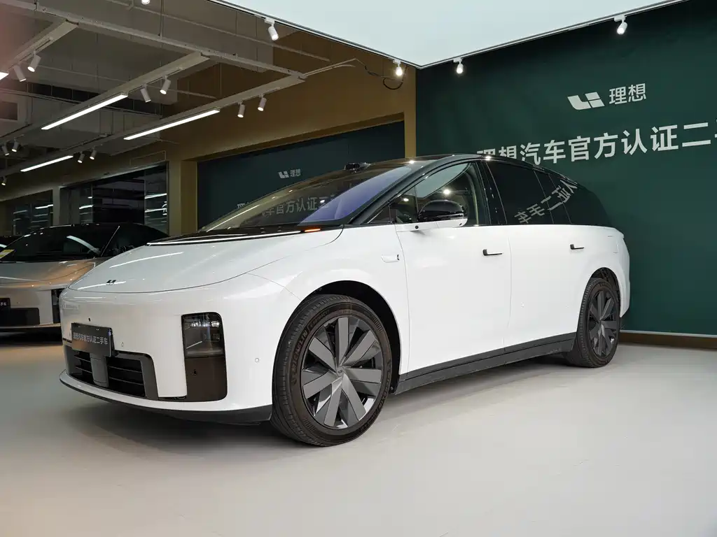 Li Auto 理想i8 2025