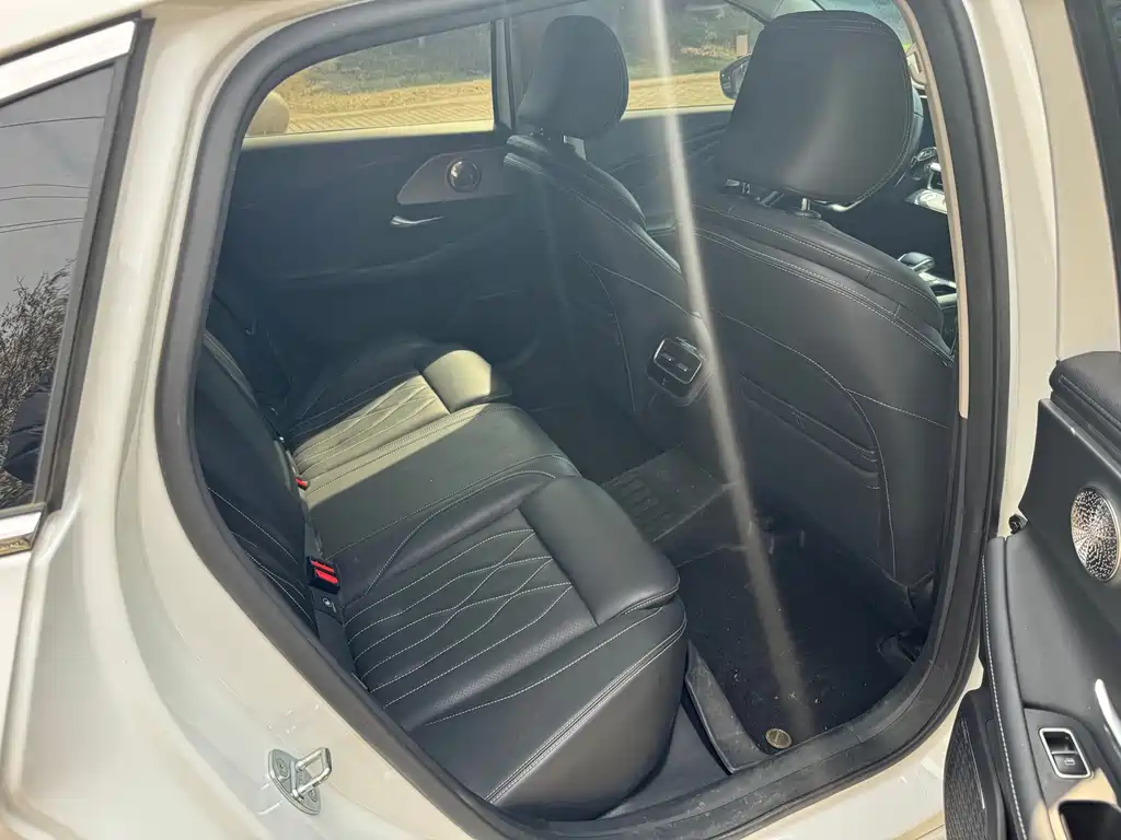 Chery Arrizo 8 — миниатюра 13