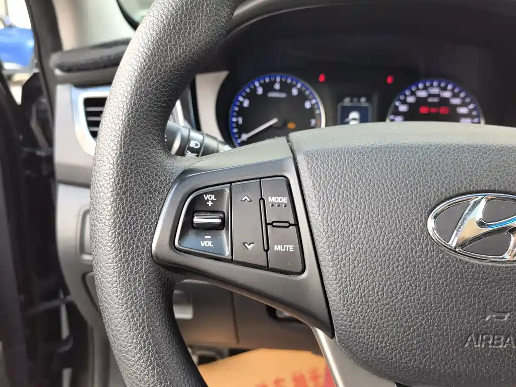 Hyundai Mistra — миниатюра 12