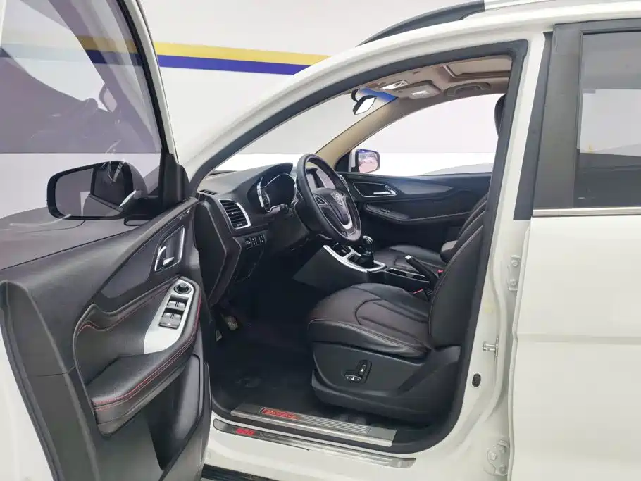 Baojun 560 — миниатюра 9