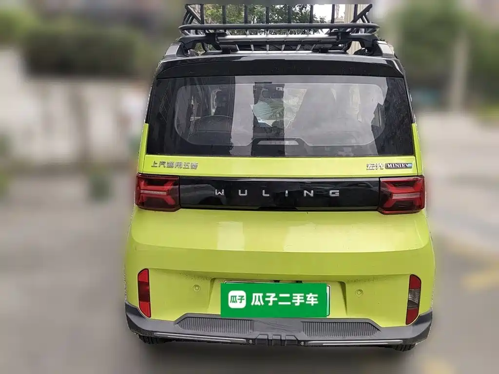 Wuling MINIEV — миниатюра 3