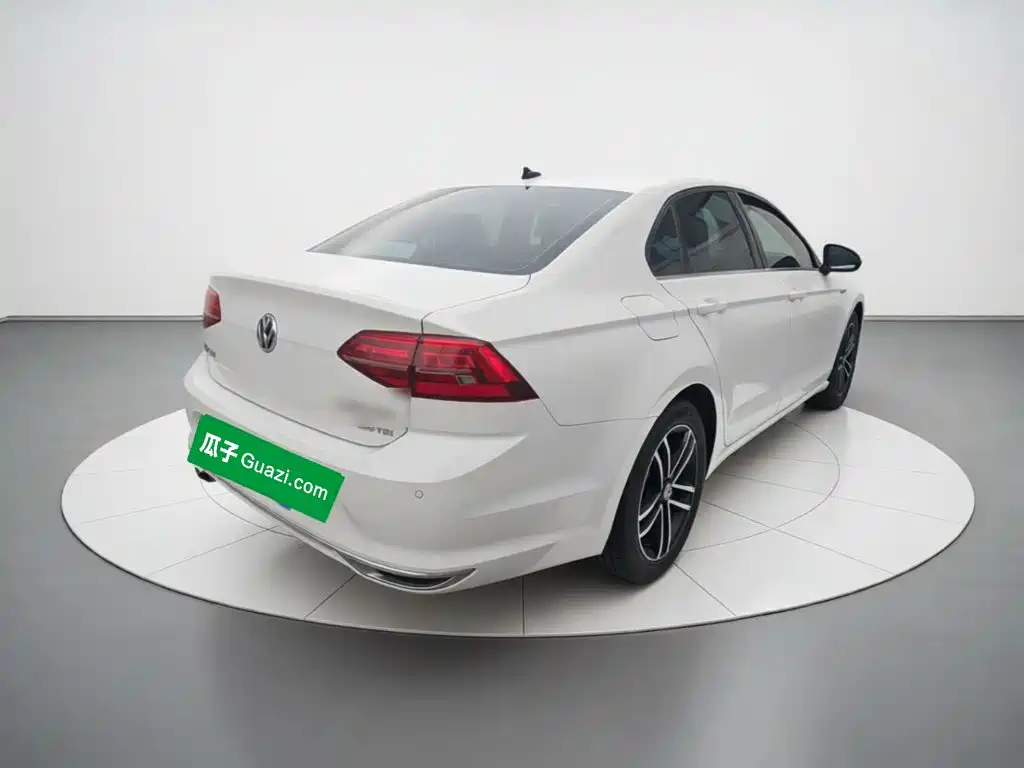 Volkswagen Lamando — миниатюра 4