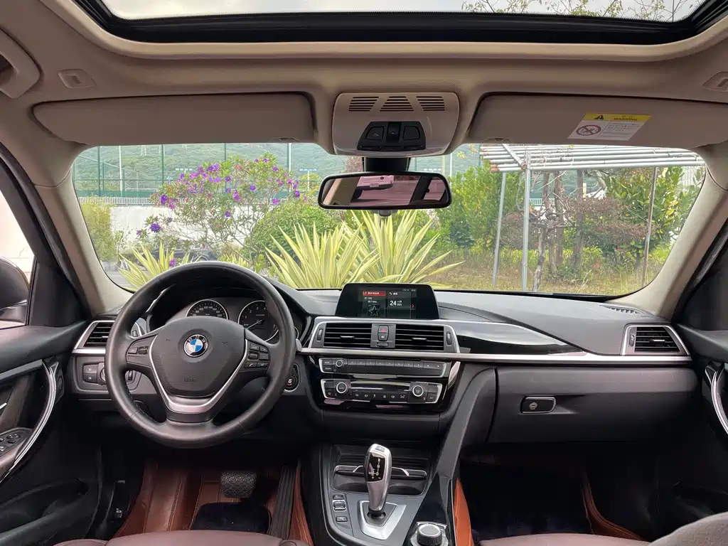 BMW 3 Series — миниатюра 16