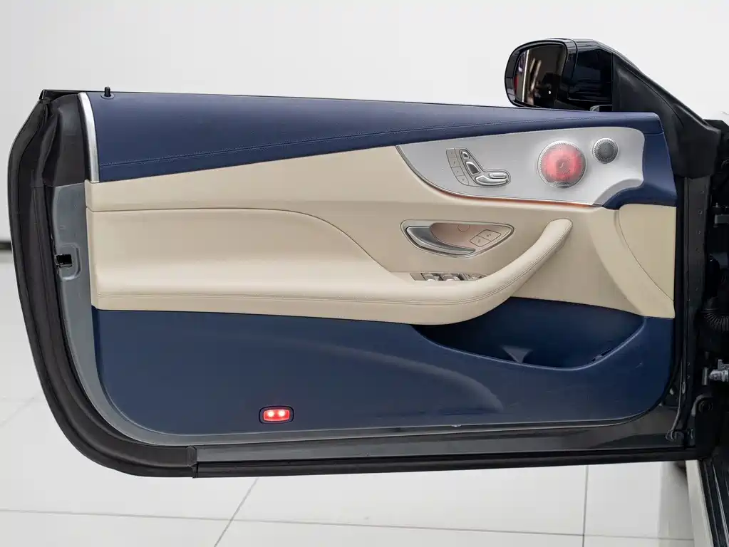 Mercedes-Benz E-Class (Import) — миниатюра 8