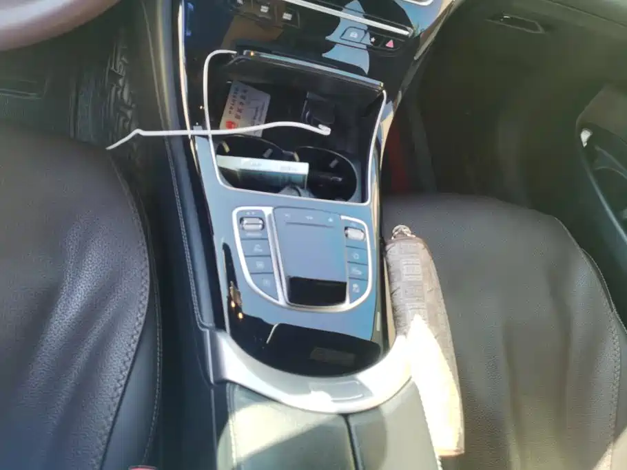 Mercedes-Benz GLC — миниатюра 16