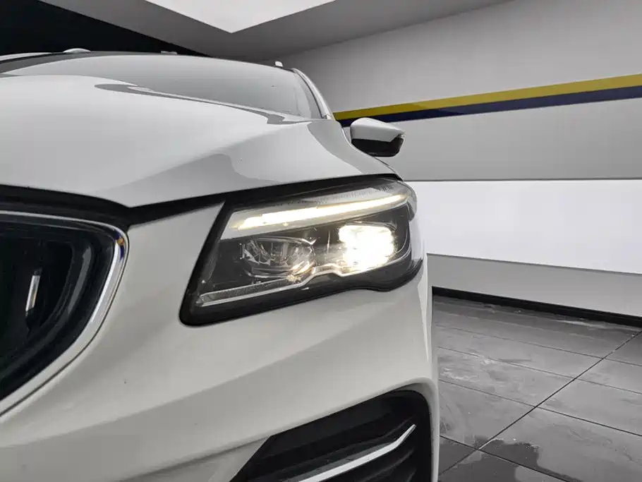 Geely Emgrand S — миниатюра 5