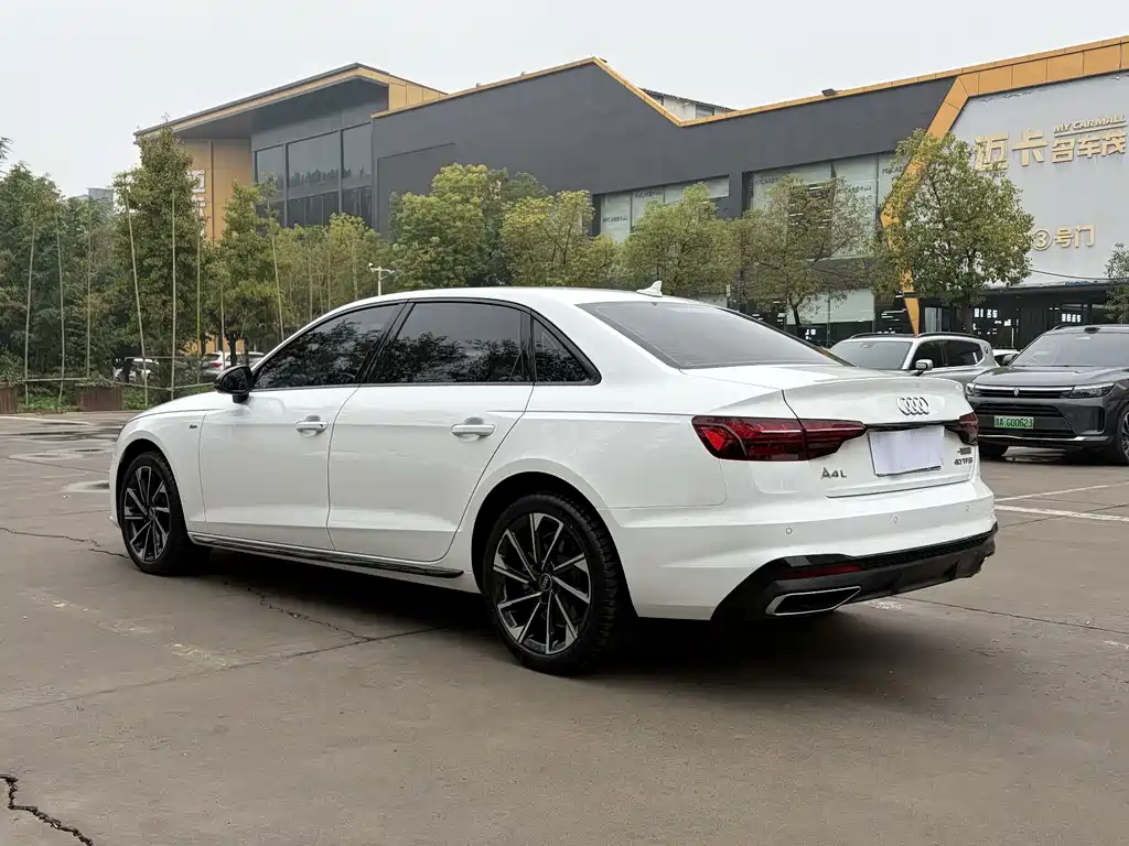 Audi A4L — миниатюра 3