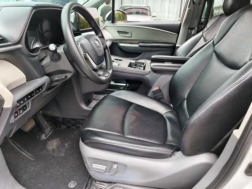 Toyota Sienna 2021 2.5L Comfort