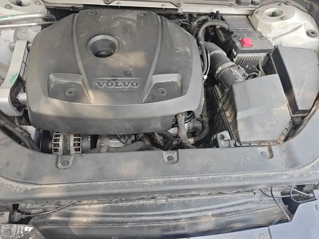 Volvo XC60 — миниатюра 11