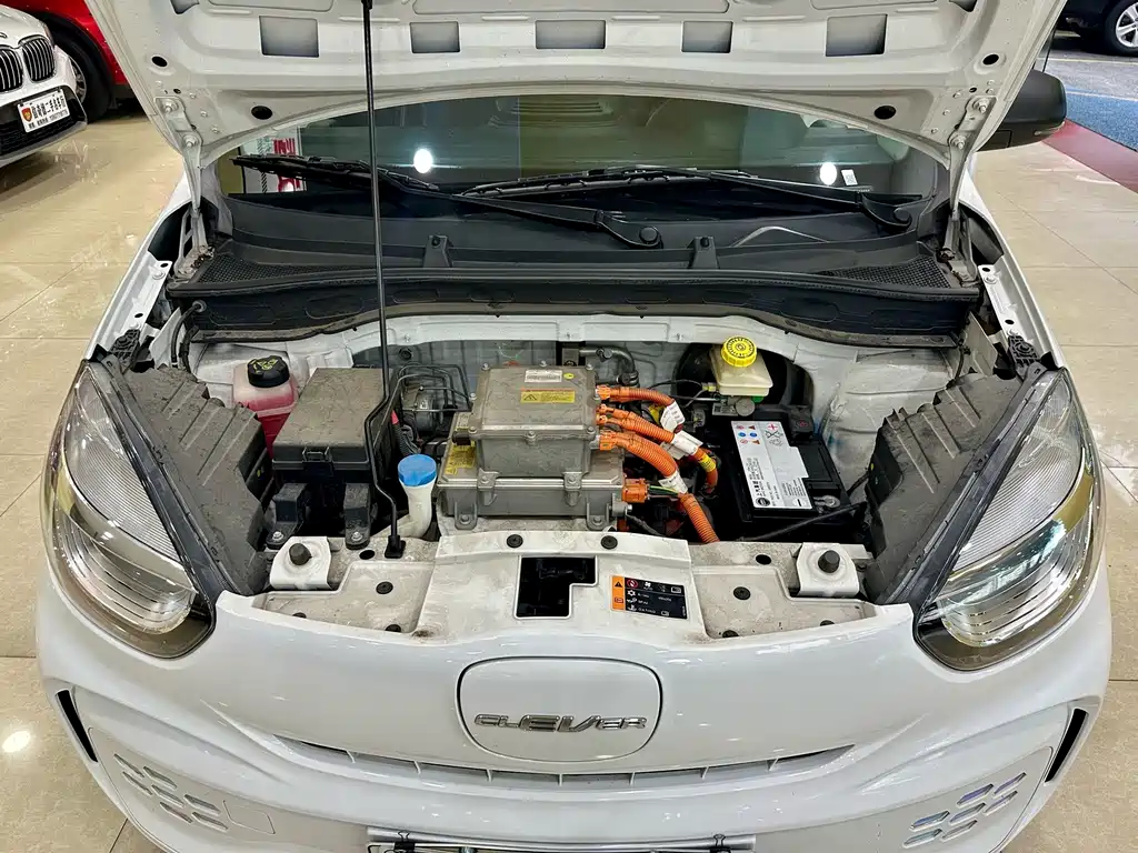 Roewe Clever — миниатюра 21