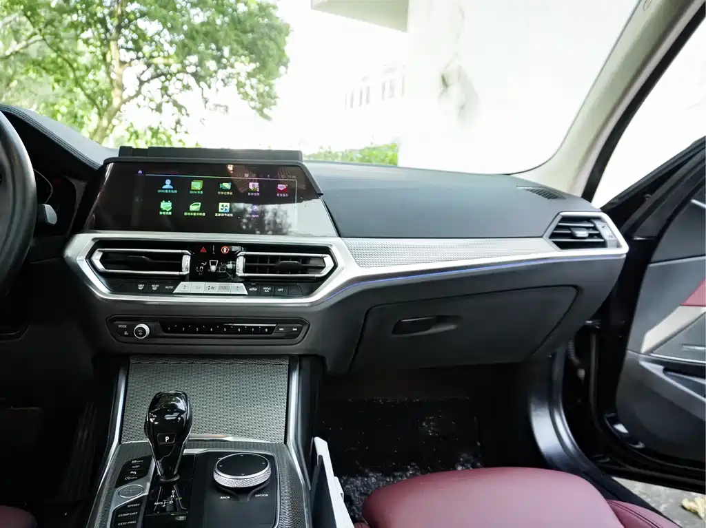 BMW 3 Series — миниатюра 28