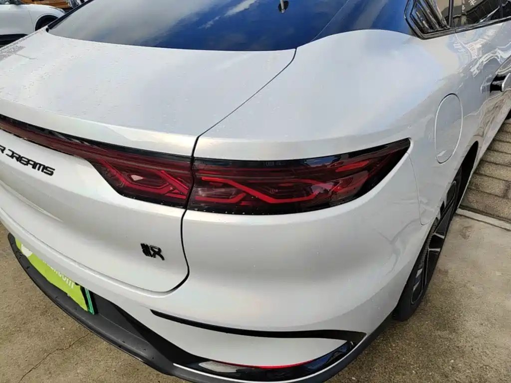 BYD Han — миниатюра 8