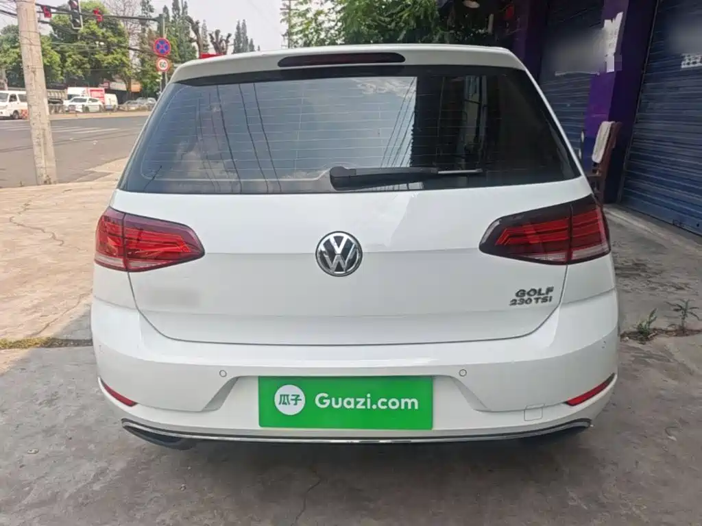 Volkswagen Golf 2018 230TSI AT Comfort