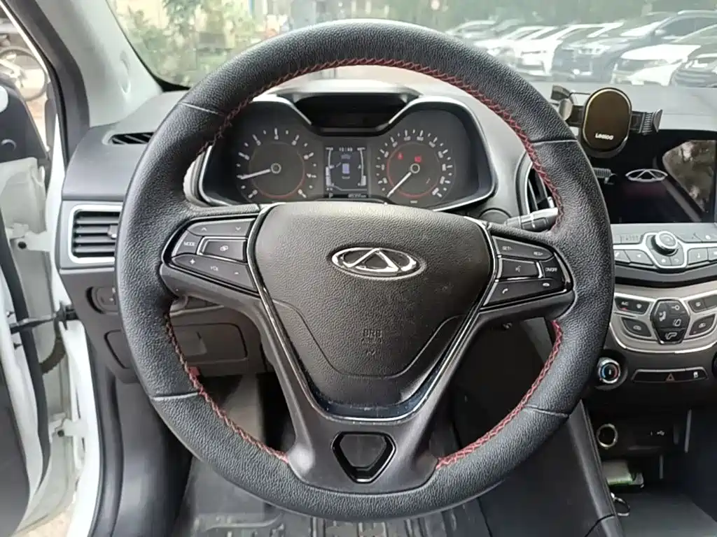 Chery Arrizo 5 — миниатюра 11