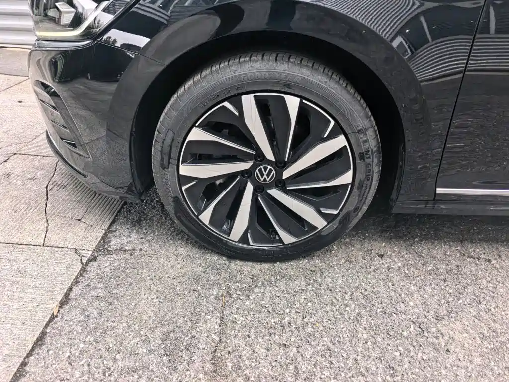 Volkswagen Passat — миниатюра 12