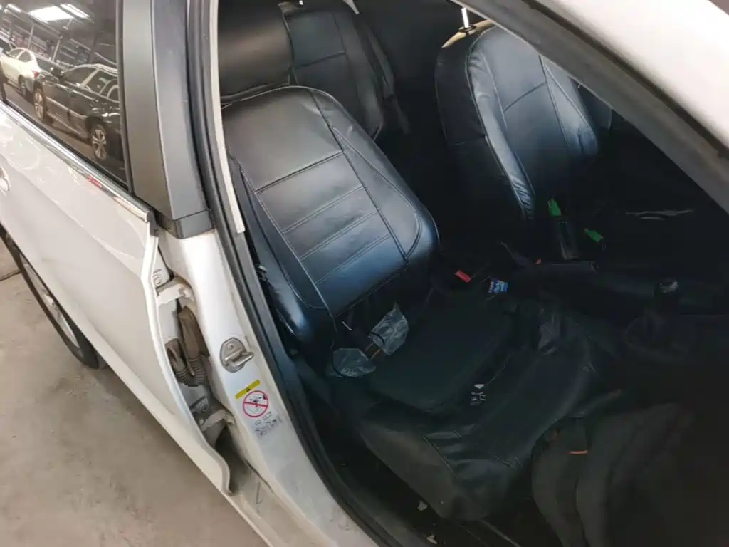 Volkswagen Santana — миниатюра 25